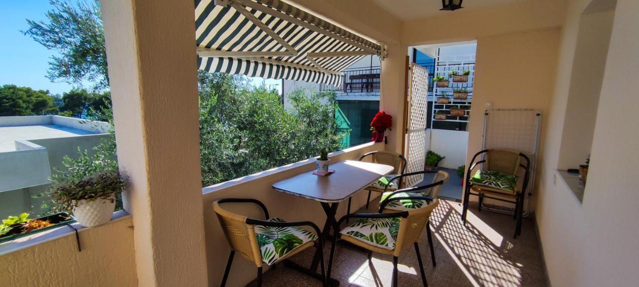 Olav Holiday Apartments Bar Esterno foto