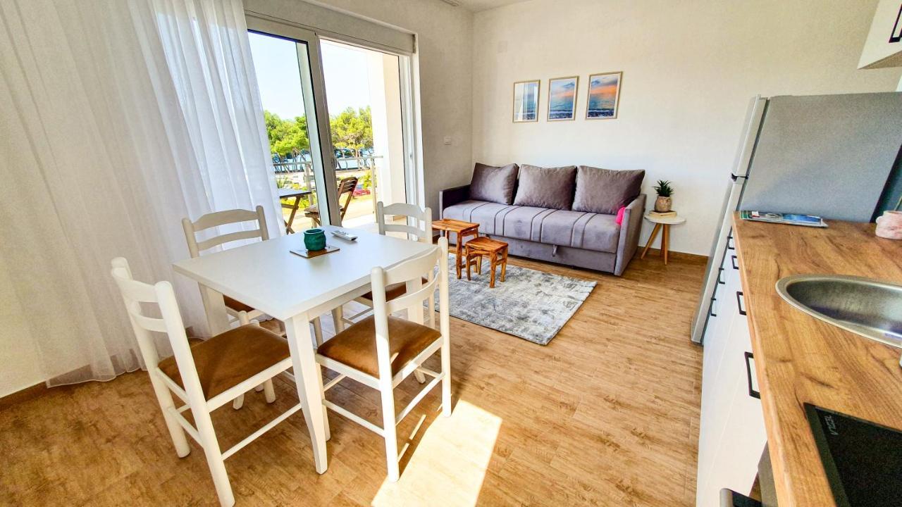 Olav Holiday Apartments Bar Esterno foto
