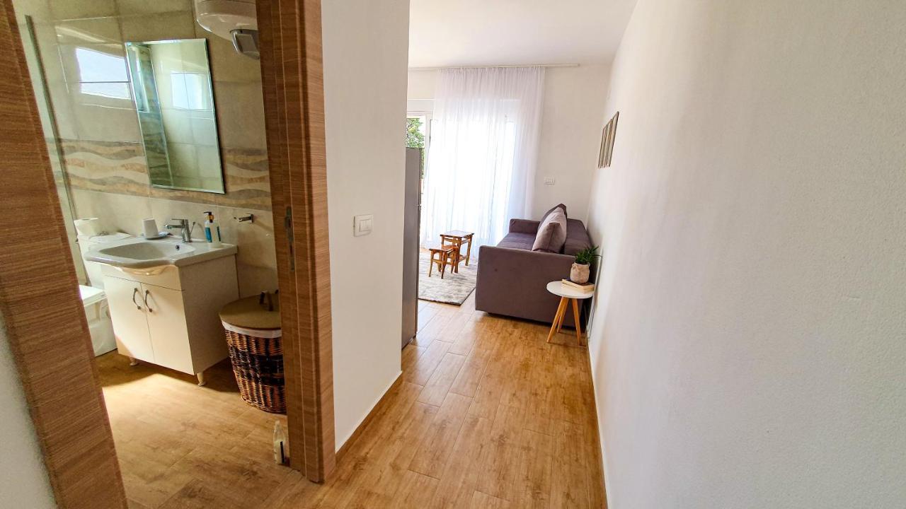 Olav Holiday Apartments Bar Esterno foto